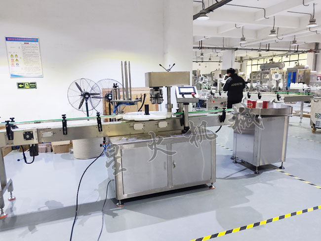 ���K���������w��ڙC(j��)չʾ