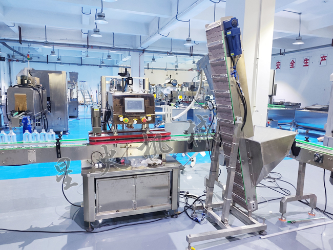 自動上蓋旋蓋機實拍展示