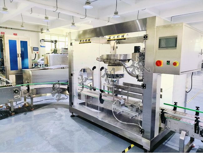 ���K��Ͱ�Ԅ����w�C����չʾ